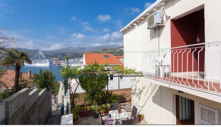Apartments Vila Dana Dubrovnik Exterior photo